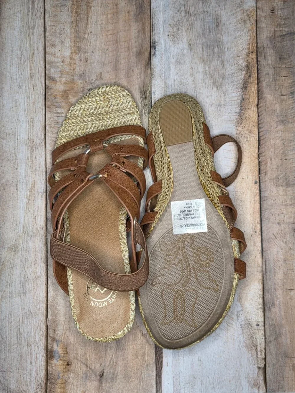 BNWT White Mountain Sling Back Wedge Sandal
